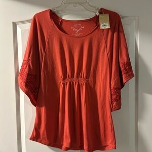 Women’s Sonoma shirt size large